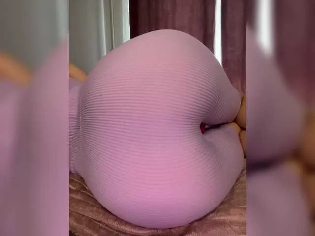 Live sex webcam photo for RussAss #291766411