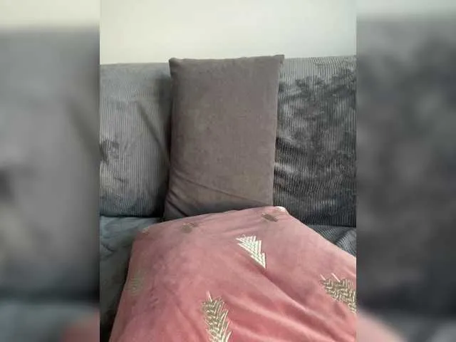 Live sex webcam photo for RussAss #292369413