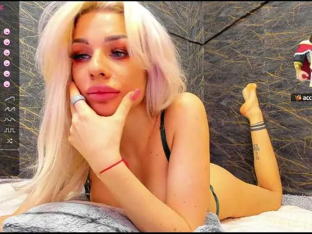 Live sex webcam photo for Russian-Ava #277040105