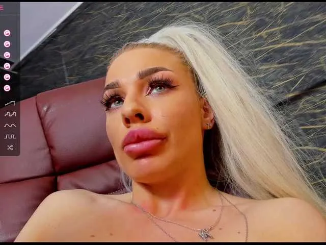 Live sex webcam photo for Russian-Ava #277304096