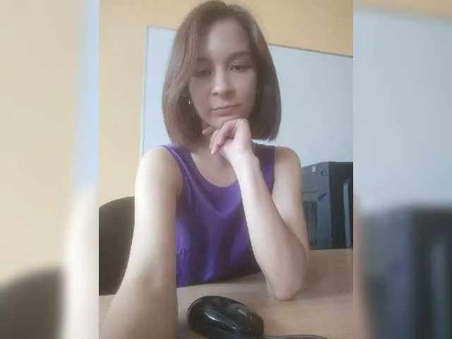 Live sex webcam photo for RussianPolly #276202356