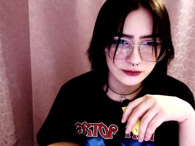 Live sex webcam photo for RussianSexTap #272308575