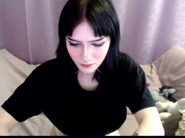 Live sex webcam photo for RussianSexTap #273083419