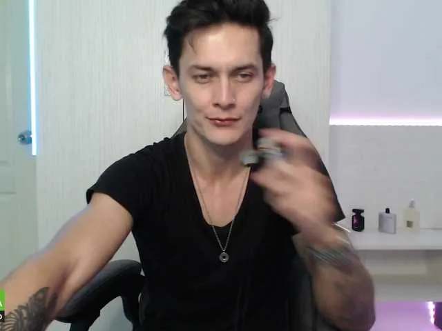 Live sex webcam photo for Rustynf1tZ #273324340