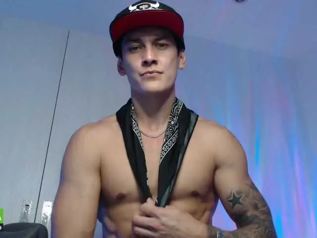 Live sex webcam photo for Rustynf1tZ #273560932