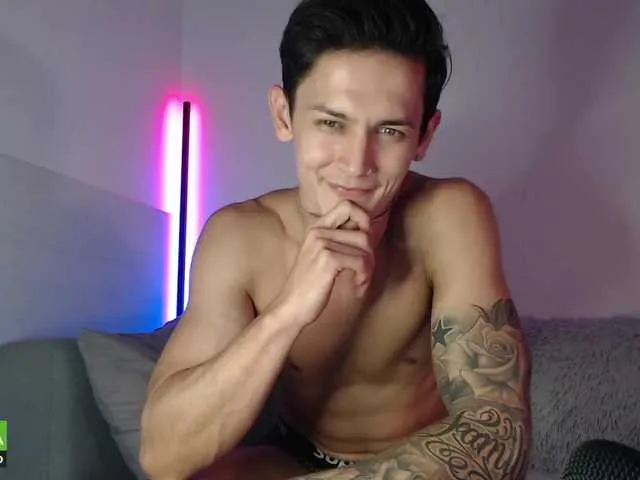 Live sex webcam photo for Rustynf1tZ #273897809