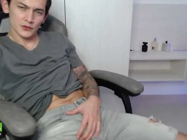 Live sex webcam photo for Rustynf1tZ #274278092