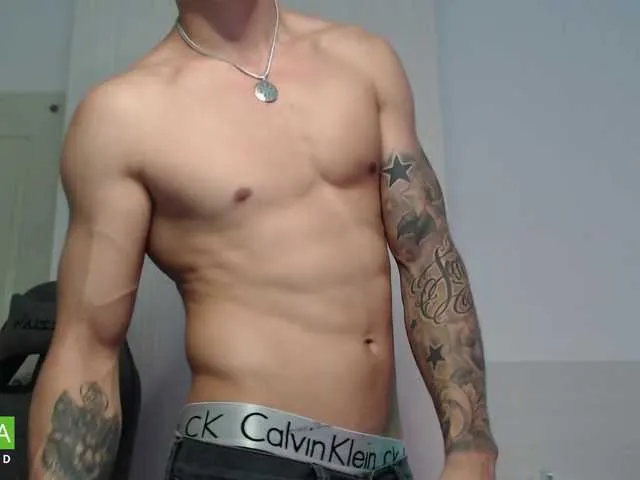 Live sex webcam photo for Rustynf1tZ #274372155