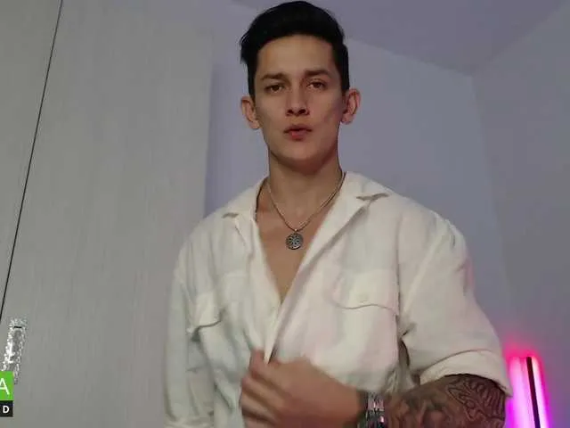 Live sex webcam photo for Rustynf1tZ #274389445