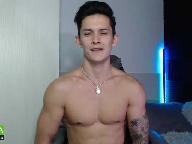 Live sex webcam photo for Rustynf1tZ #274432553