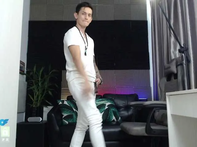 Live sex webcam photo for Rustynf1tZ #275910790