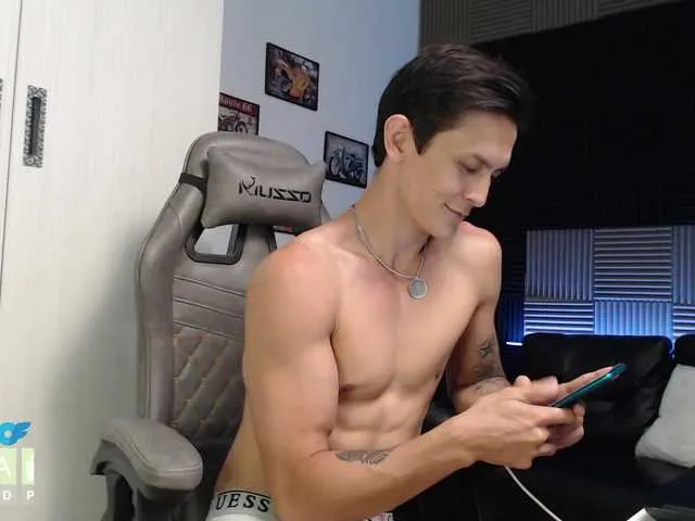 Live sex webcam photo for Rustynf1tZ #276143686