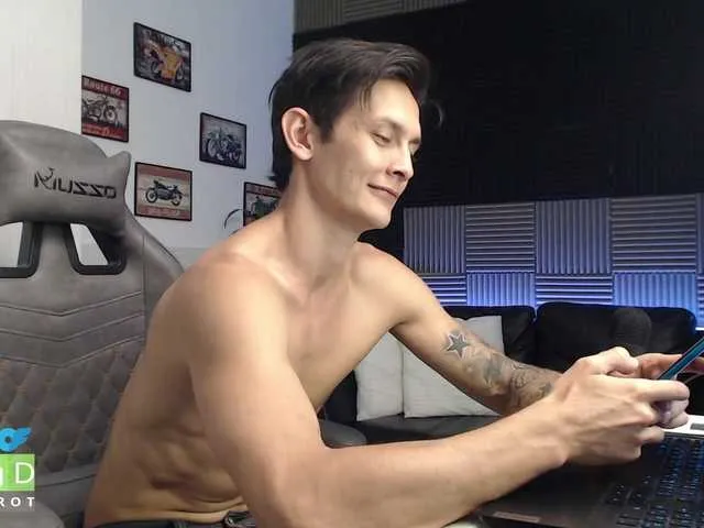 Live sex webcam photo for Rustynf1tZ #276190336