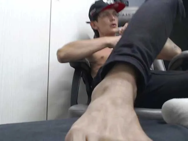 Live sex webcam photo for Rustynf1tZ #277254477