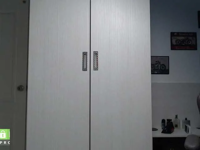 Live sex webcam photo for Rustynf1tZ #277345760