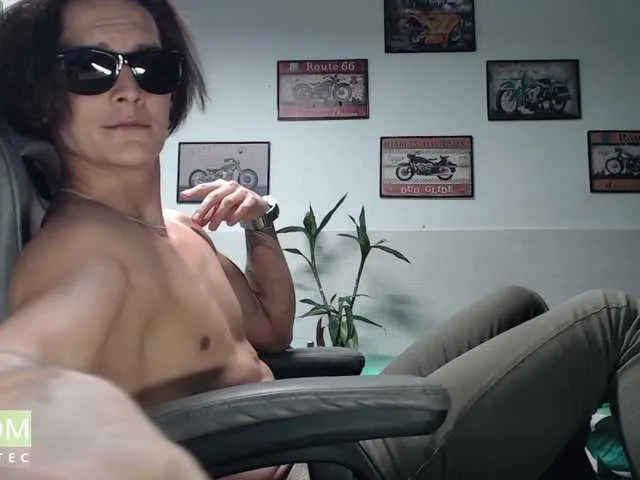 Live sex webcam photo for Rustynf1tZ #278284924