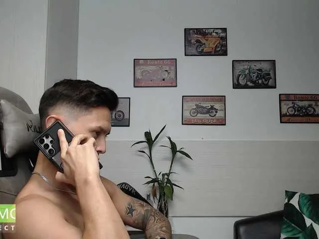 Live sex webcam photo for Rustynf1tZ #278310535