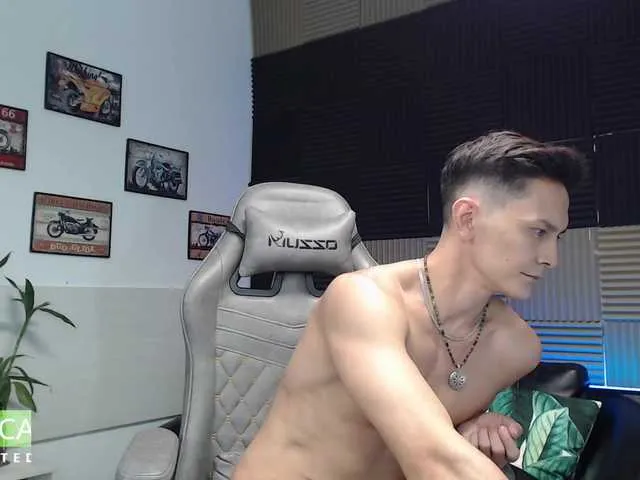 Live sex webcam photo for Rustynf1tZ #278762524