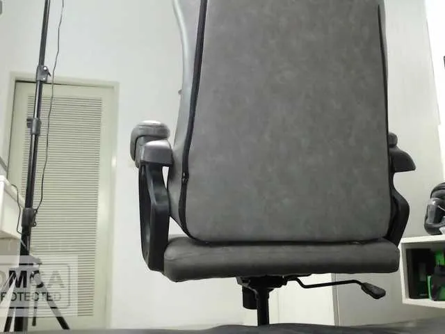 Live sex webcam photo for Rustynf1tZ #288567909