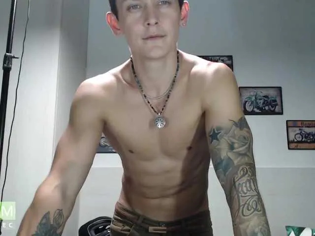 Live sex webcam photo for Rustynf1tZ #290007245