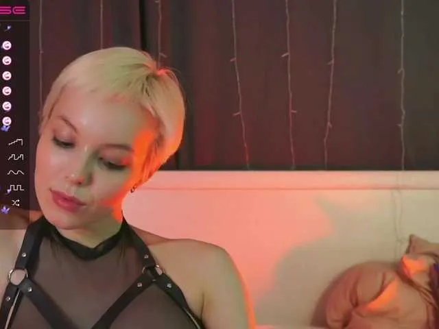 Live sex webcam photo for RuthHorton #273710687