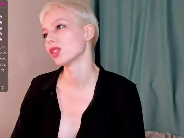 Live sex webcam photo for RuthHorton #274051755