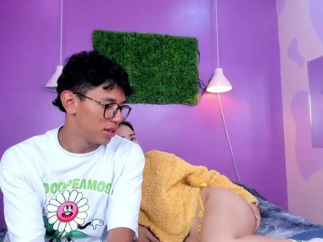 Live sex webcam photo for RyanPricee #291061952
