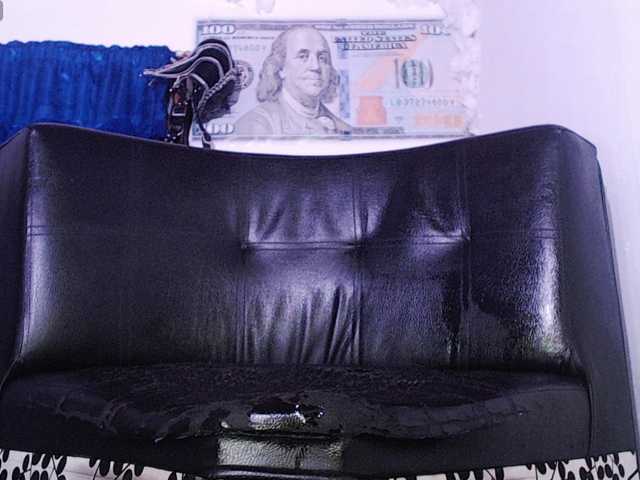 Live sex webcam photo for Ryancoopper #290907318