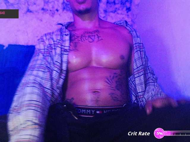 Live sex webcam photo for Ryancoopper #291497775