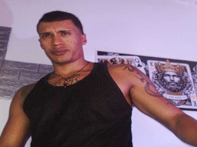 Live sex webcam photo for Ryancoopper #291703947