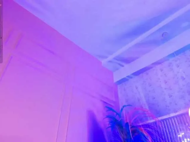 Live sex webcam photo for RyderParker #277943886