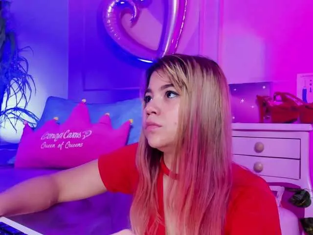 Live sex webcam photo for RyderParker #284347830