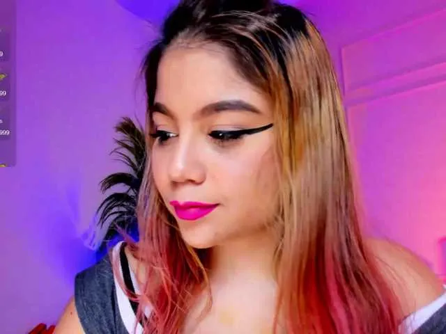 Live sex webcam photo for RyderParker #288568177