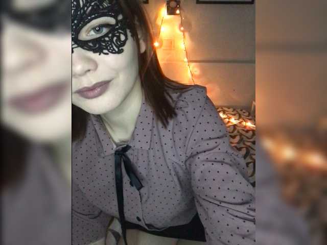 Live sex webcam photo for Rykinia #271996220