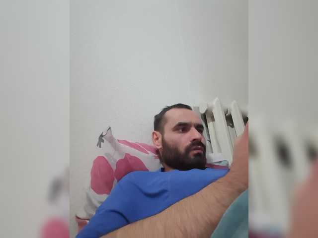 Live sex webcam photo for Ryuk49 #276434357