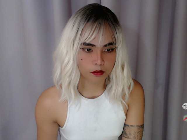 Live sex webcam photo for RyzelHugecock69 #277733034