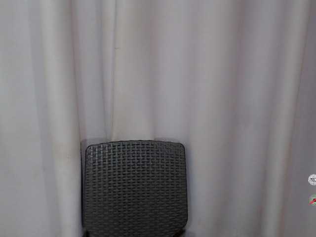 Live sex webcam photo for RyzelHugecock69 #278202345