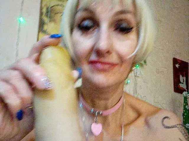 Live sex webcam photo for Ryzhulya1 #271783849