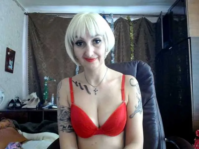 Live sex webcam photo for Ryzhulya1 #272385566