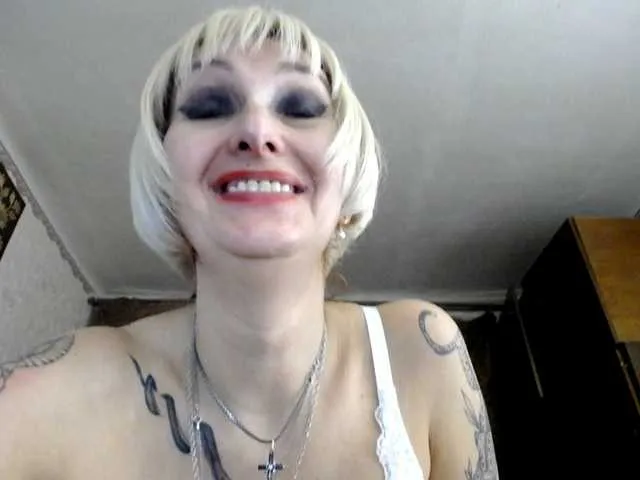 Live sex webcam photo for Ryzhulya1 #272815217