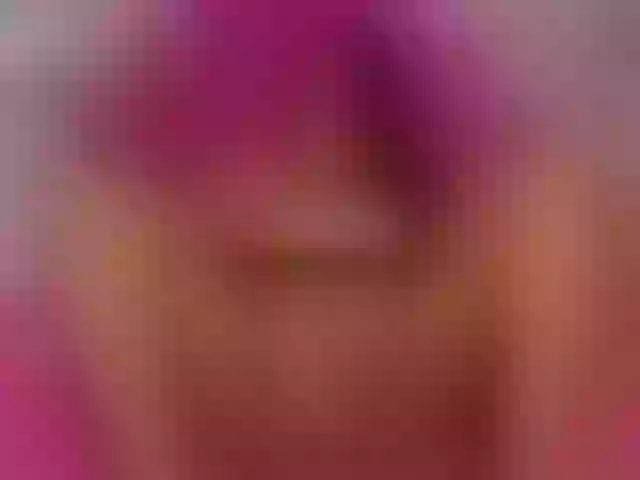 Live sex webcam photo for SARA-REYES #291000987