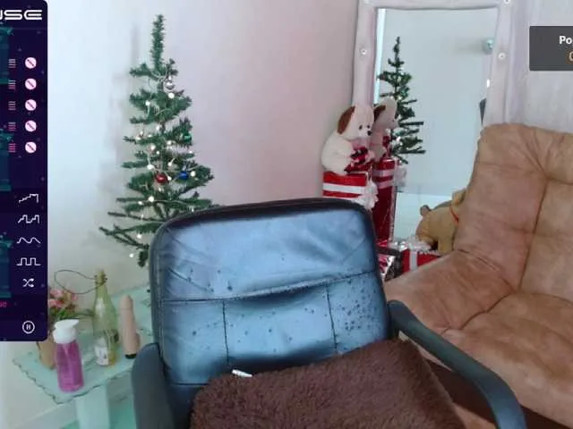 Live sex webcam photo for SARAHBELLEM-1 #271794395