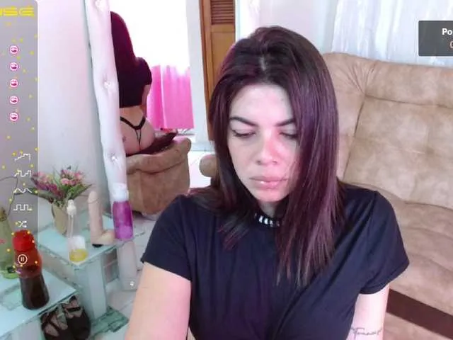 Live sex webcam photo for SARAHBELLEM-1 #271969737