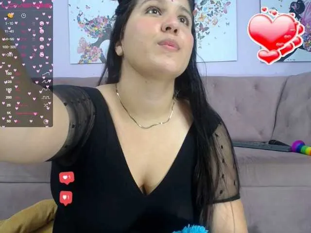 Live sex webcam photo for SASHA-BROWNN #272474994