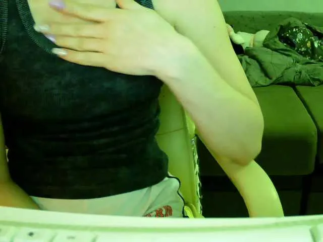 Live sex webcam photo for SEXYKISANKA #290745760