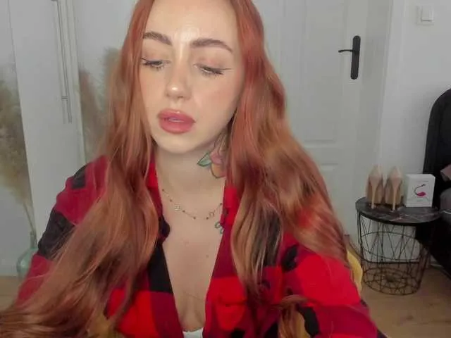 Live sex webcam photo for SEXYcoralie #292275104