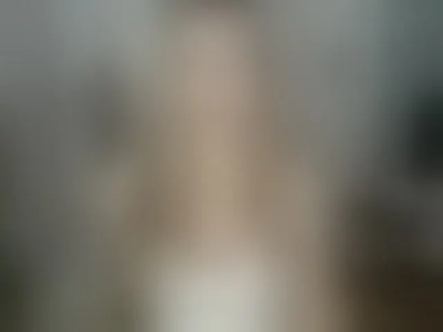 Live sex webcam photo for SEXYcoralie #293363385