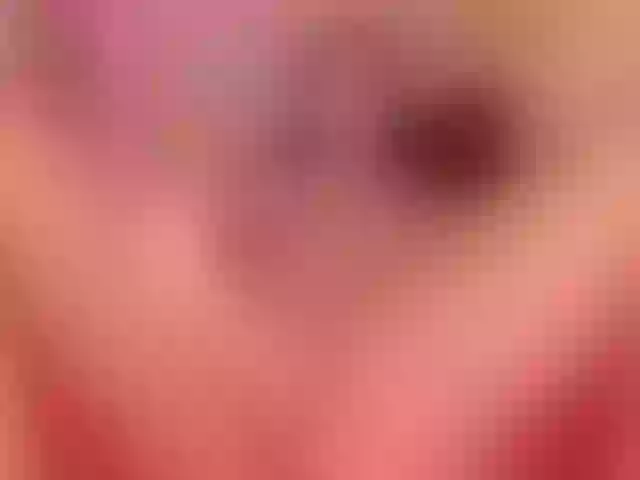Live sex webcam photo for SHAYLASCARLET #271982125