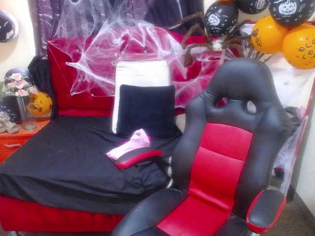 Live sex webcam photo for SOFIAROUS1 #276565303