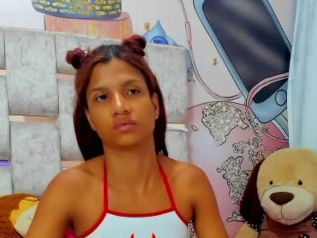 Live sex webcam photo for SOFY-REY #276268532